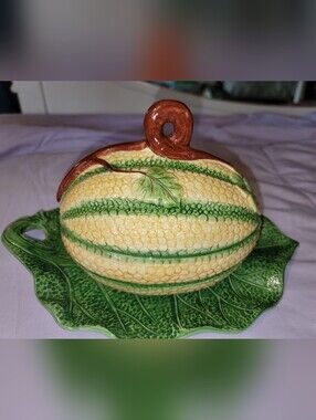 Vtg MOTTAHEDEH Italy Majolica Covered Melon Squash Ceramic Box Tureen W/ Platter